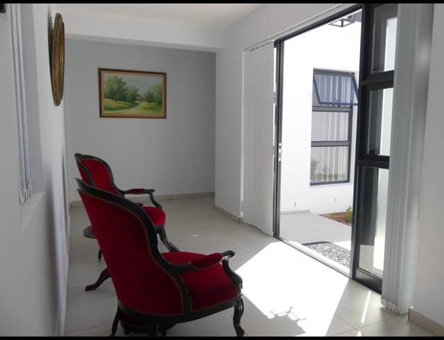 3 BEDROOM HOUSE FOR SALE IN SHELLEY POINT